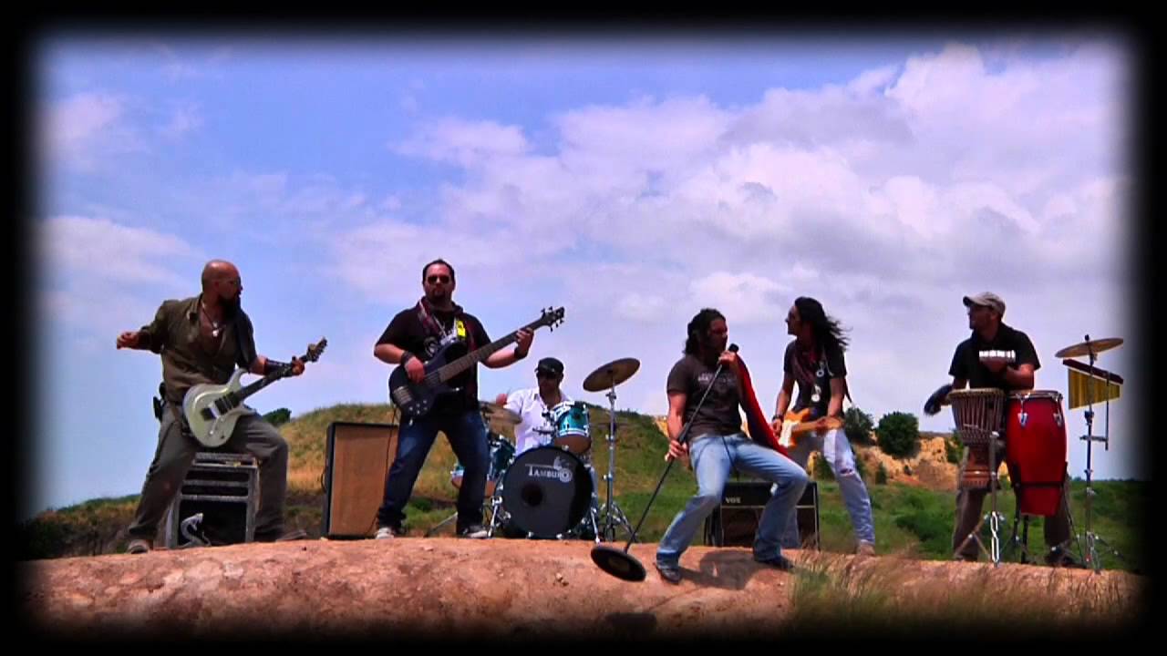 VIDEOCLIP MUSICALE REGIA MAURO MAGRINI E ARIANNA FIANDRINI