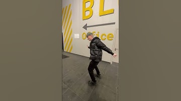 шайни косит под фараона