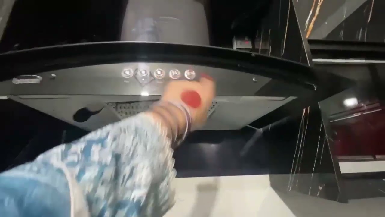 From old to gold - stunning kitchen makeover