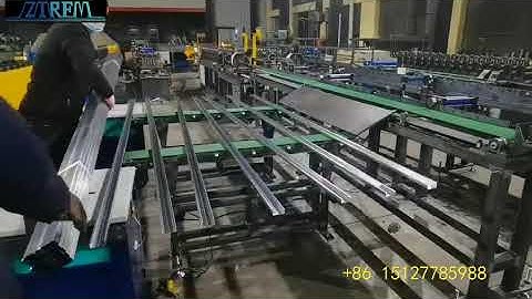 High speed roll forming machine with stacker