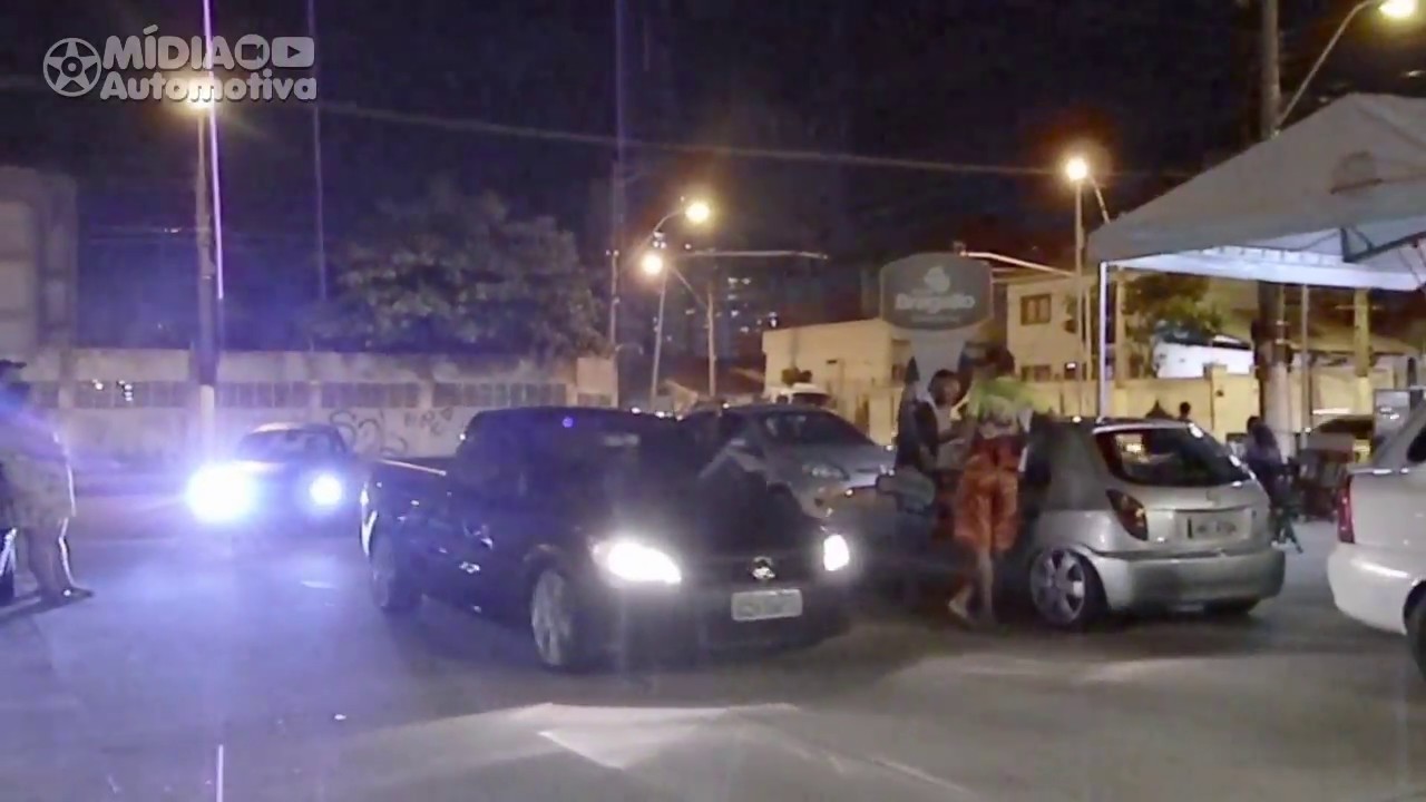 Vectra baixo, Gol atirador | 15FEV2017 | Mídia Auto