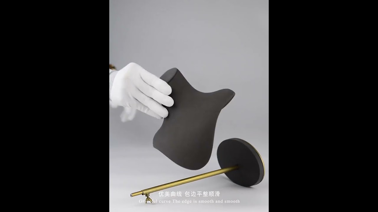 RX033 PU Leather metal jewelry display necklace bust