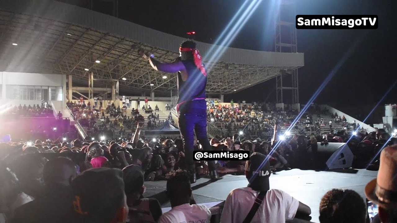 Ni NOMA SHANGWE La RAYVANNY Kwenye Jukwaa La WASAFI FESTIVAL ZANZIBAR ...
