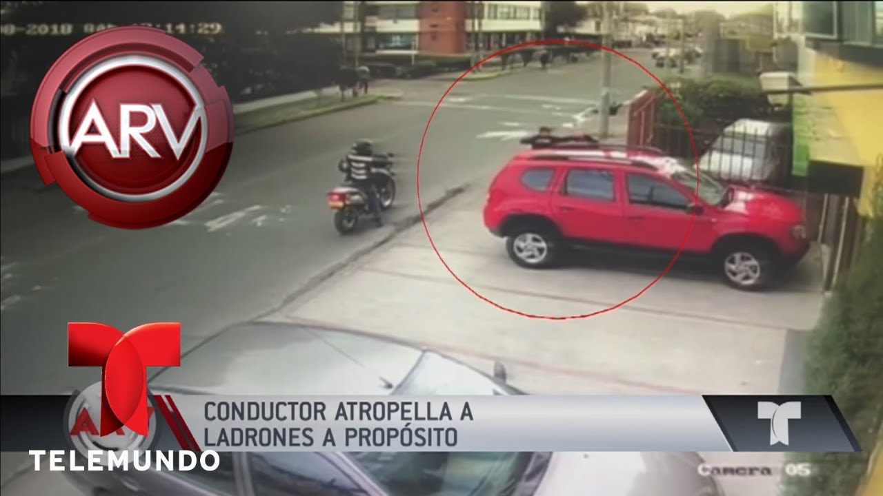 Conductor atropella a ladrones en medio de un asalto | Al Rojo Vivo | Telemundo