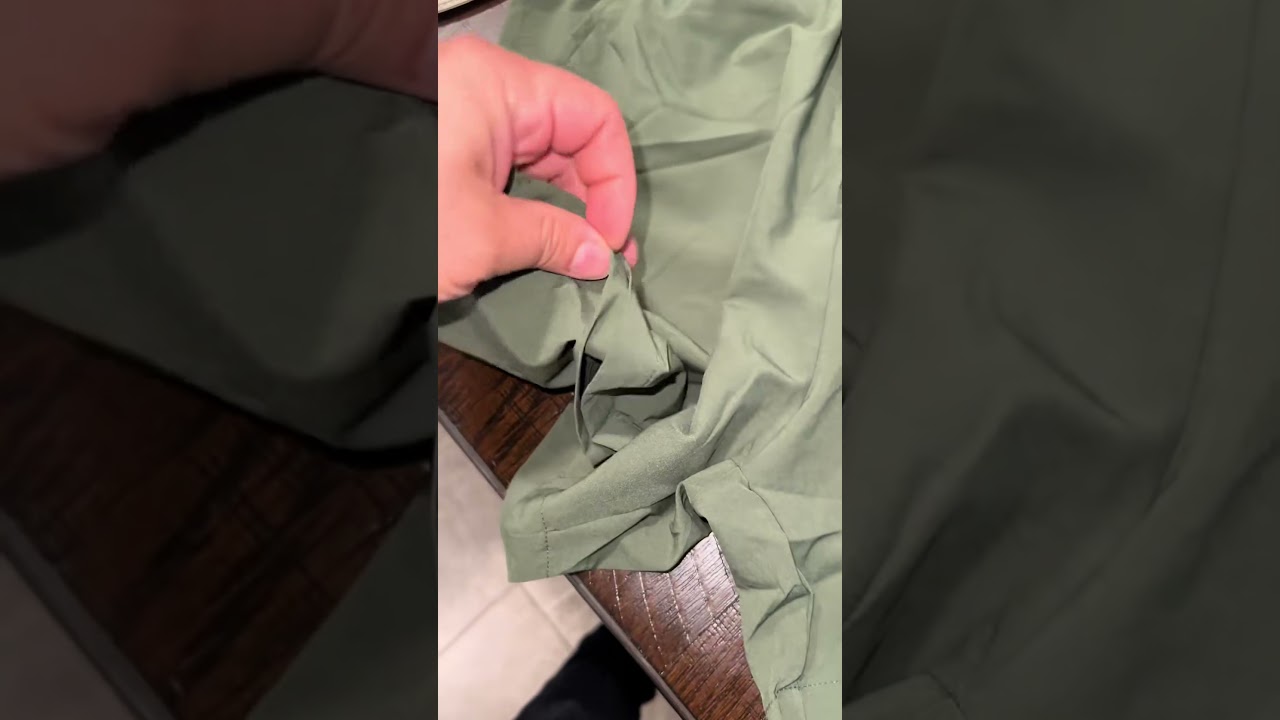 MIER Men's Lightweight Cargo Shorts: Functional and Stylish