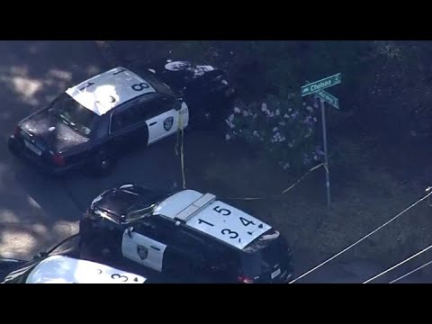 FBI OAKLAND HILLS RAID:  Local and federal law enforcement stage raid on Oakland hills home - YouTube