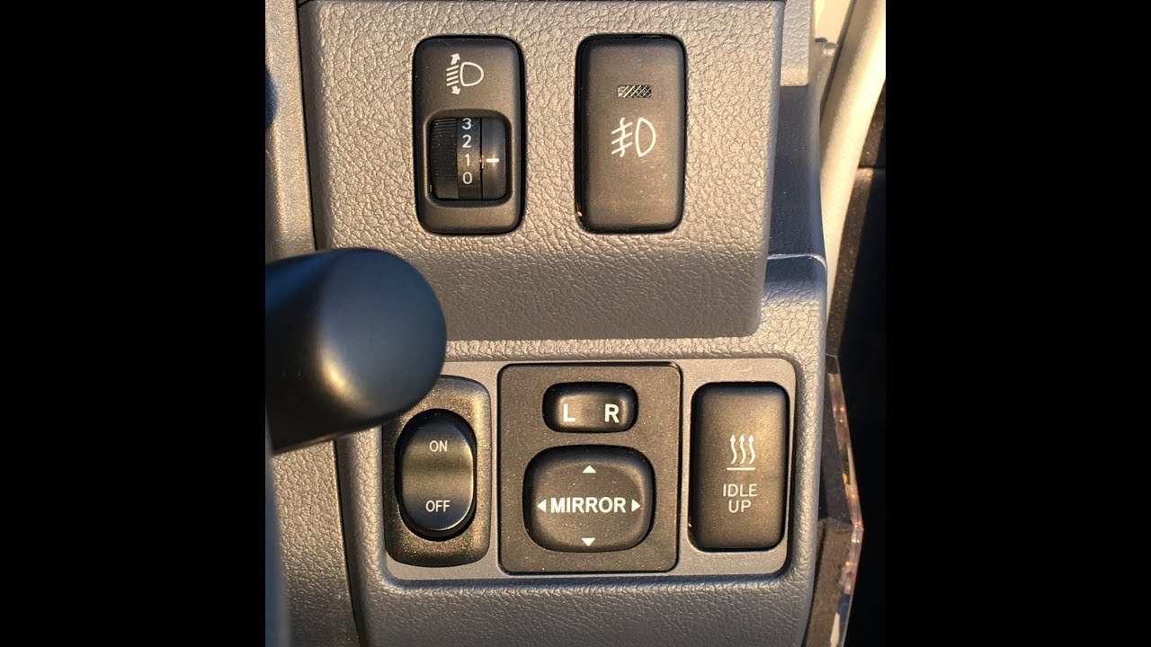 Toyota Land Cruier76 4.0L 1GRFE. I installed an idle up switch. YouTube