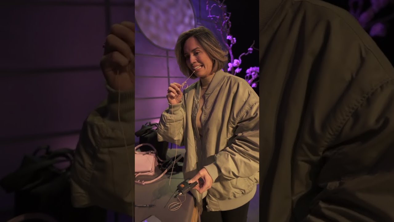 De dag van NIENKE PLAS in het theater | Postnatale Expressie