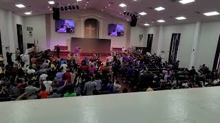 ABLAZE YOUTH CHOIR Praise Break & Altar Call by Pastor Mark Ellis Sr