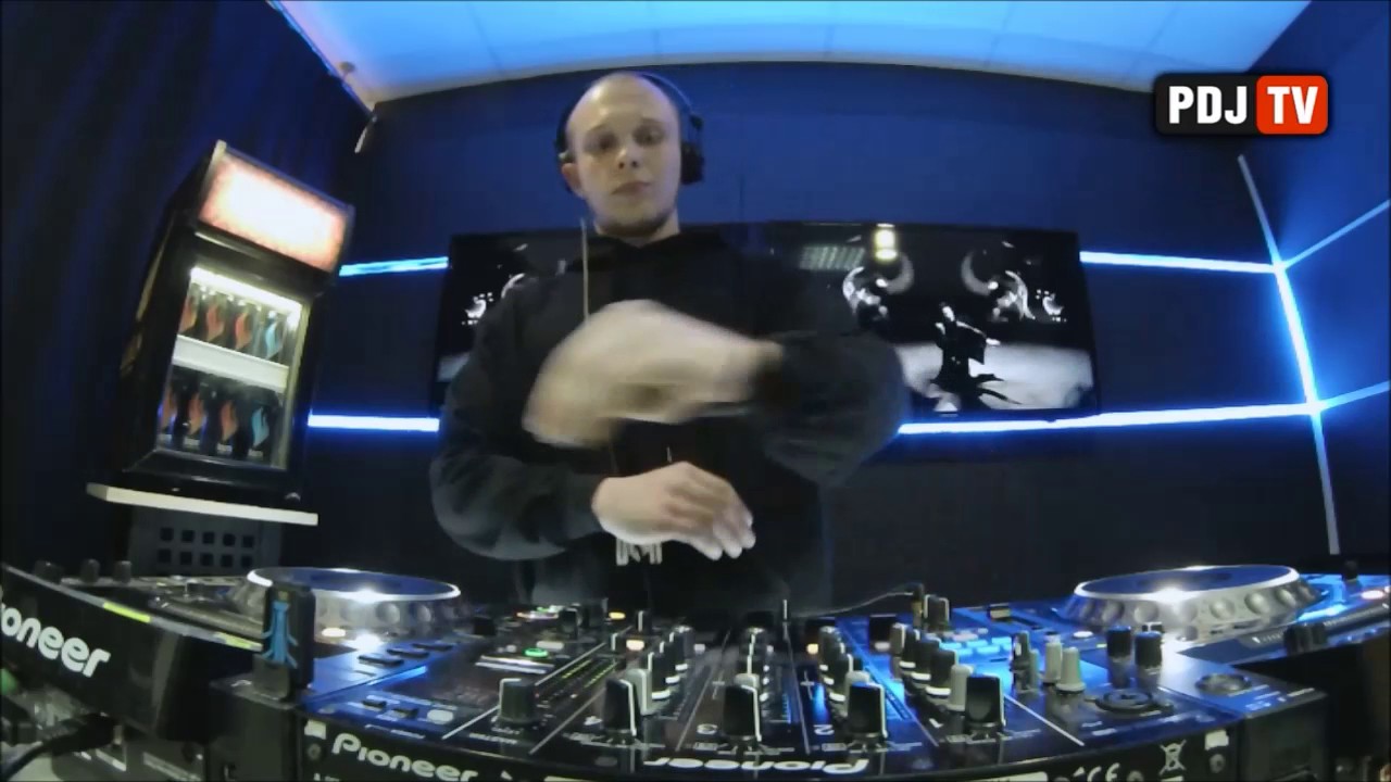 Skinner - Live @ Radio Intense 12.04.2017