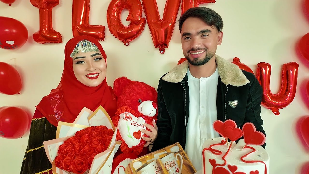 روز دوست داشتن ما روز از همدیگر شدن ما روز همسر شدن ما مبارک 