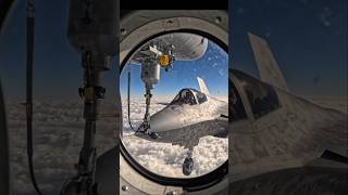 How Fighter Jets Refuel Mid-Air! ✈️⛽#kc135 #f22raptor #aviation #usarmy #viral #shorts #army #usnavy