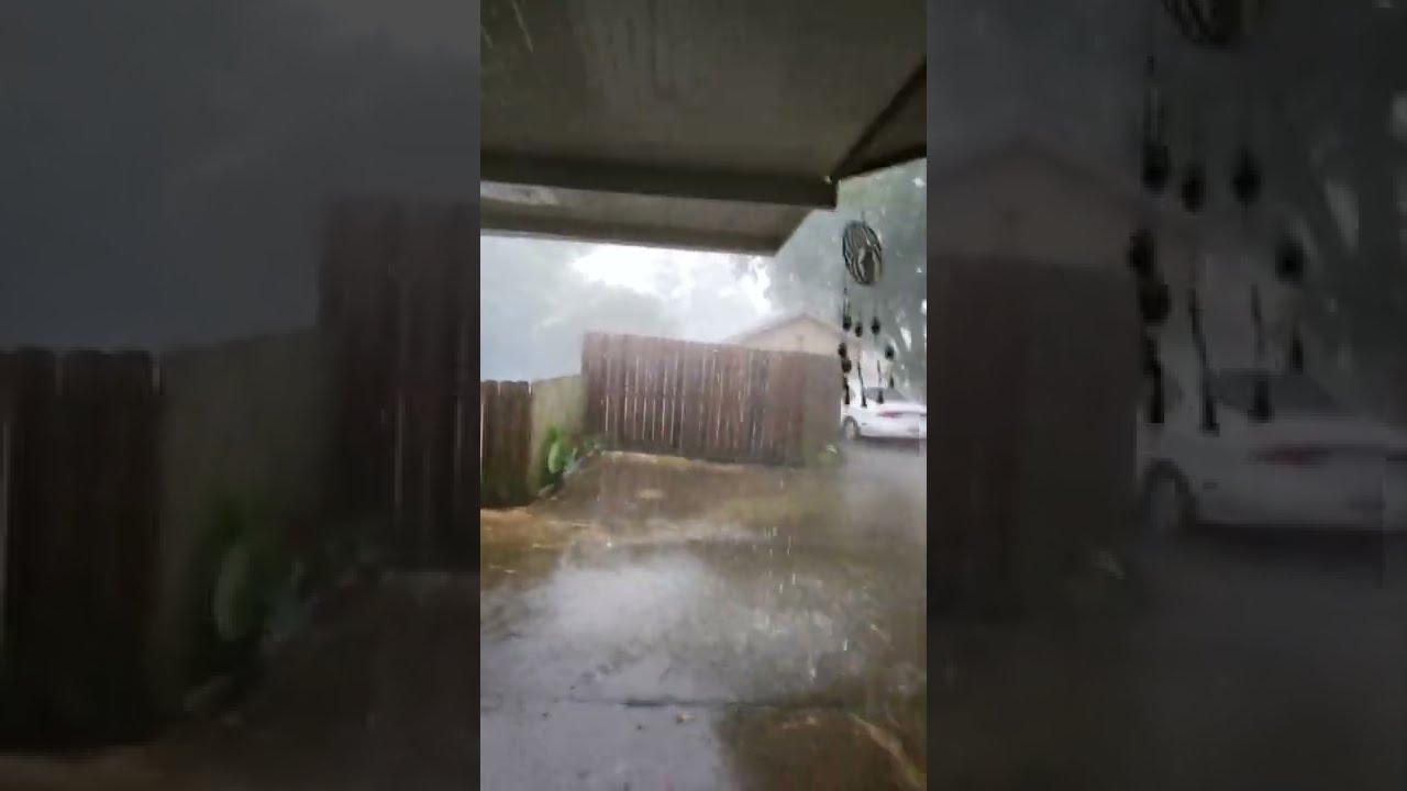 Very Strong Wind Gust