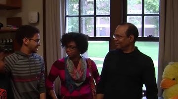 Carleton College--New Student Week Move-In Day--2014