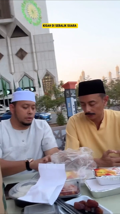 BONDA ROZITA IBRAHIM & SUAMI TUNGGU WAKTU BUKA PUASA