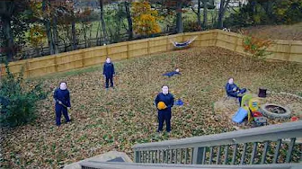 How many Michael Meyers do you see?