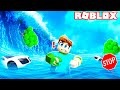 SURVIVE the TSUNAMI in ROBLOX! (Natural Disasters)