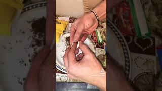 كيفية لف السجائر التبغ -آمبرلييف-how to roll a cigarette in less than 1 min !!😱