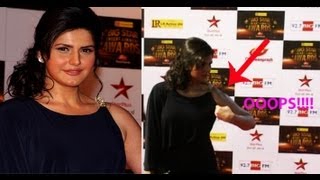 Oops Zarine Khan Adjusts Bra Fit Short Dress - Grace The Big Star Entertainment Awards