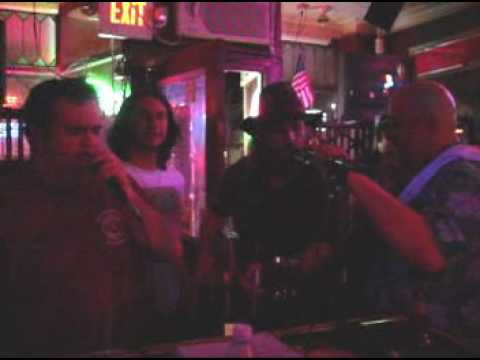 midnight special sung by Carlos