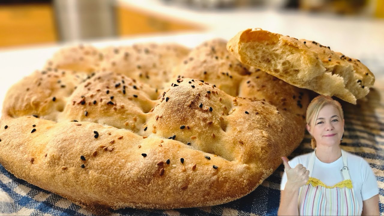 Fırınlardaki gibi dışı çıtır, içi yumuşak, mis kokulu Ramazan pidesi tarifim! Sırrı sosunda!