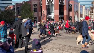 Kalamazoo Holiday Parade marches down W. Michigan Avenue
