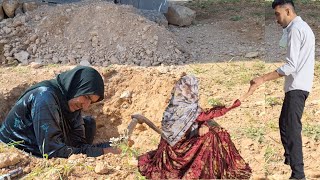 Tehmina and Yalda's conflict. Inviting the neighbors to the wedding