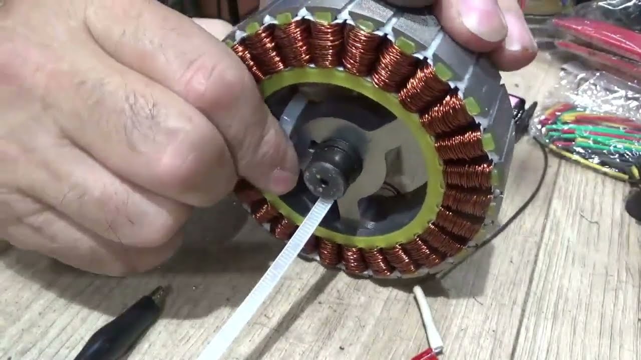 Generator turbiny wiatrowej z koła hoverboard część.1