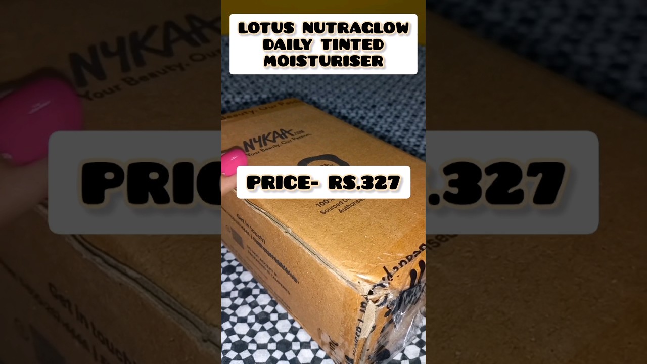 lotus nutraglow daily tinted moisturiser 