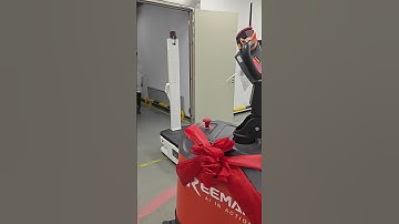 Flyboat Max delivery robot  #robot #automatedsolutions #amr #automobile #factory #robotics #agv