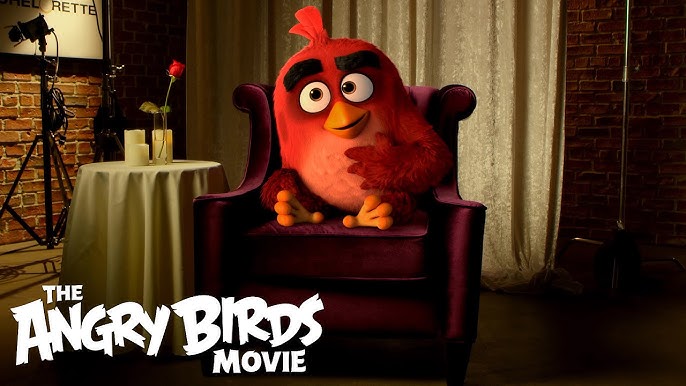 ANGRY BIRDS, (aka THE ANGRY BIRDS MOVIE), foreground from left: Hal (voice:  Anthony Padilla), Bubbles (voice: Ian Hecox Stock Photo - Alamy