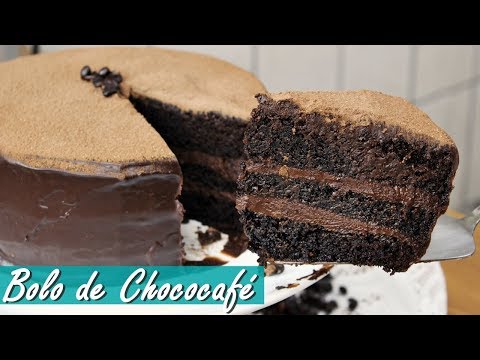 Vídeo: Bolo De Chocolate Com Creme De Café E Rum