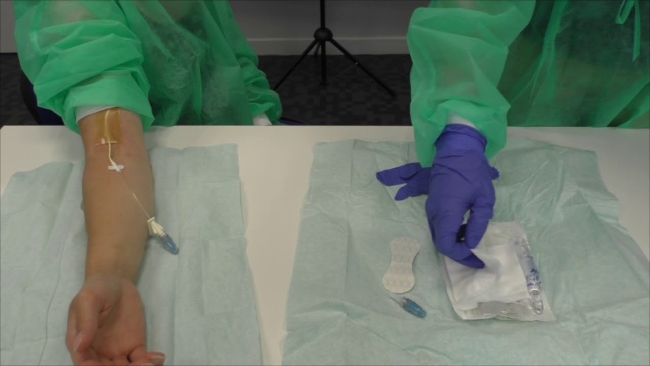 Pansement De Picc Line Réfection de Pansement de PICC LINE sans valve intégrée - YouTube