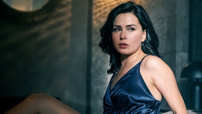 Porno tomosha qilish: Yosh ona otasi ishda bolganida oglini aldab qoydi.