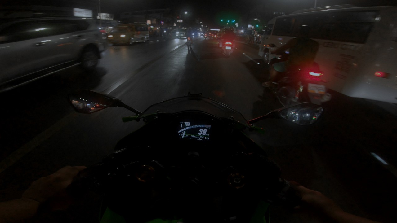 ZX4RR Short Night Ride - YouTube