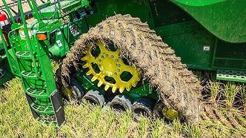 New Tracks Option for John Deere S700 Combines