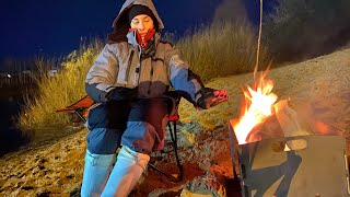 картинка: Рыбалка 🎣 на НАЛИМА. УЖИН с ЖЕНОЙ на БЕРЕГУ РЕКИ. ОТДЫХ КОСТЕР 🔥 ПРИРОДА