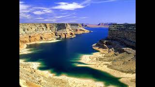 Reciter Khalifa Altunaiji Surah Qaf