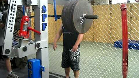 THE PROVING GROUND JONATHAN VICK 585lbs squat