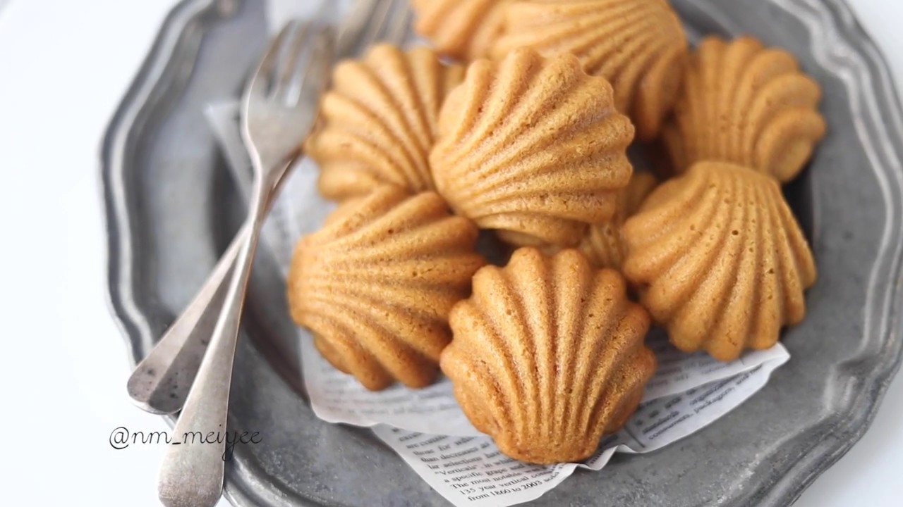 Vegan Madeleines recipe with 6 foolproof tips (dairy-free, egg-free)