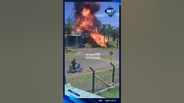 Chófer se tira en plena explosión. Impactante #choque entre camiones sobre un puente en #Brasil