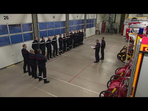 Vidéo: Qu'est-ce qu'un sapeur-pompier de sauvetage aérien?