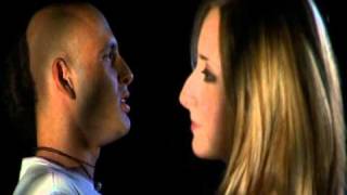 Totus Tuus/Cały Twój - pieśń dedykowana JP II  w wyk. zesp.GeeLite