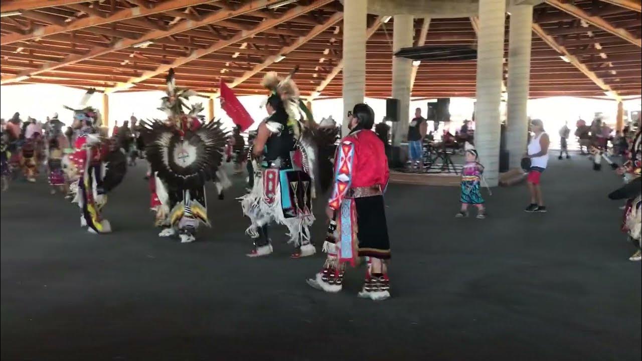 In the Standing Arrow Pow Wow.. Elmo Montana 🇺🇸 YouTube