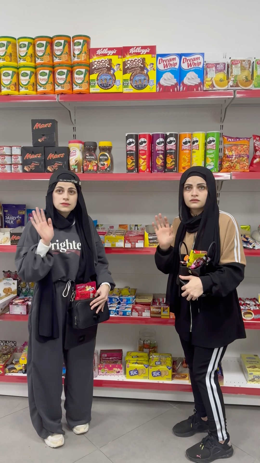 البنات والطفل ?? ام سيف ونانو