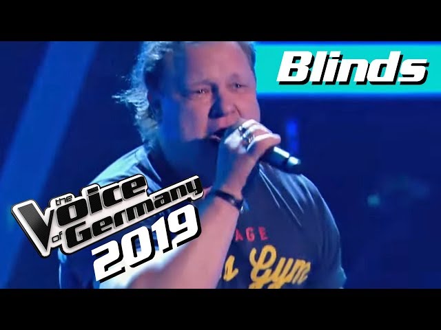 Rage Against The Machine - Killing In the Name (Christian Haas) | The Voice of Germany 2019 | Blinds class=