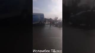 Элдик Видео: Бүгүн Бишкек шаарына караштуу Салиева Айтматова көчөсүндө жол кырсык болду/ Көз жумганд