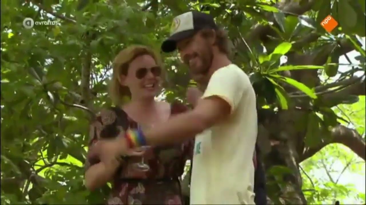 Wie is de Mol?-veiling: Tasje feest op Taprobane (2015)