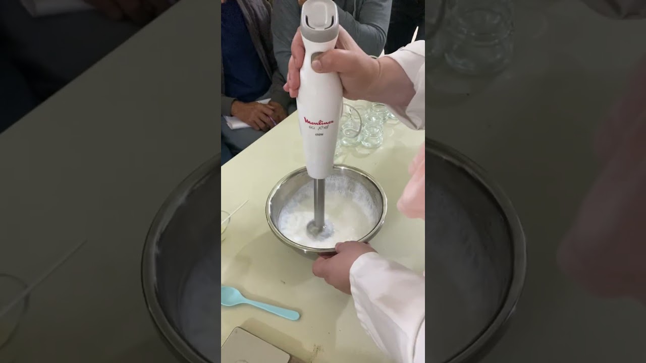 صناعة كريما بالغذاء الملكي