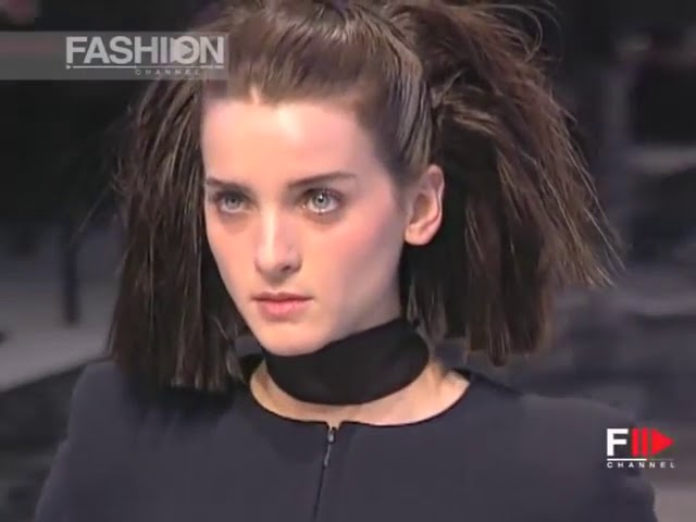 Chanel Fall 1997 Couture Fashion Show